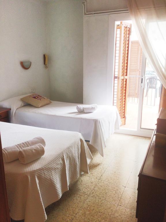 Hostal La Marina ปลาตจาดาโร ภายนอก รูปภาพ